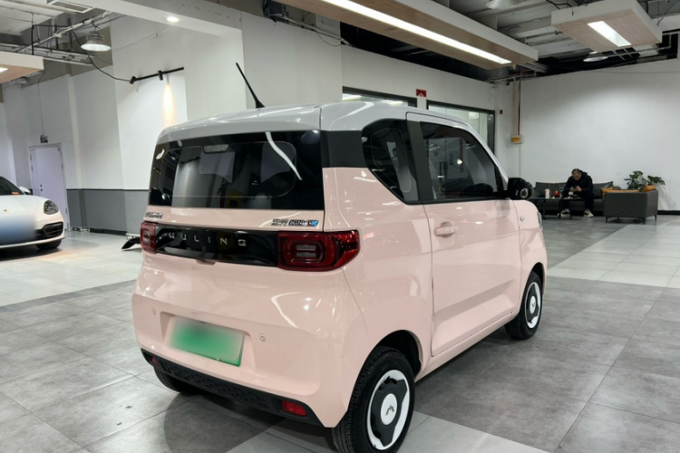 五菱汽车 宏光MINIEV 2022款 马卡龙时尚款 磷酸铁锂车身外观6002