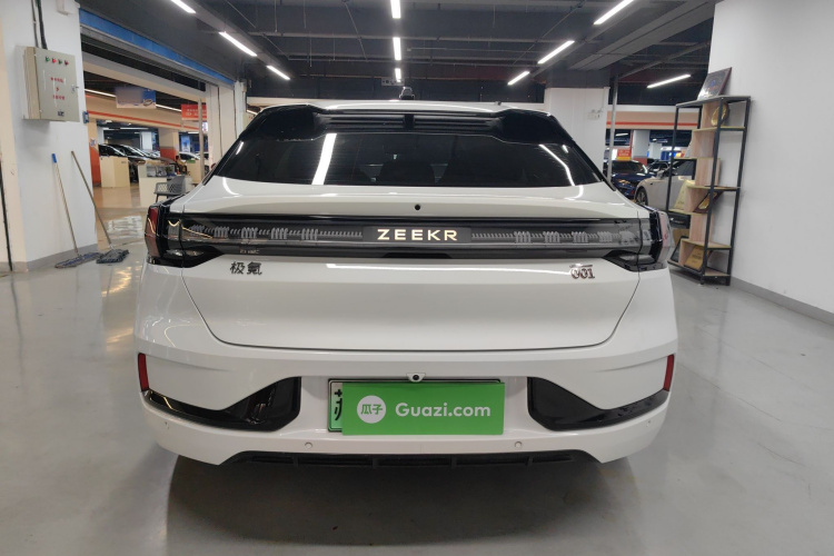 极氪001 2022款 长续航双电机 WE版车身外观6005