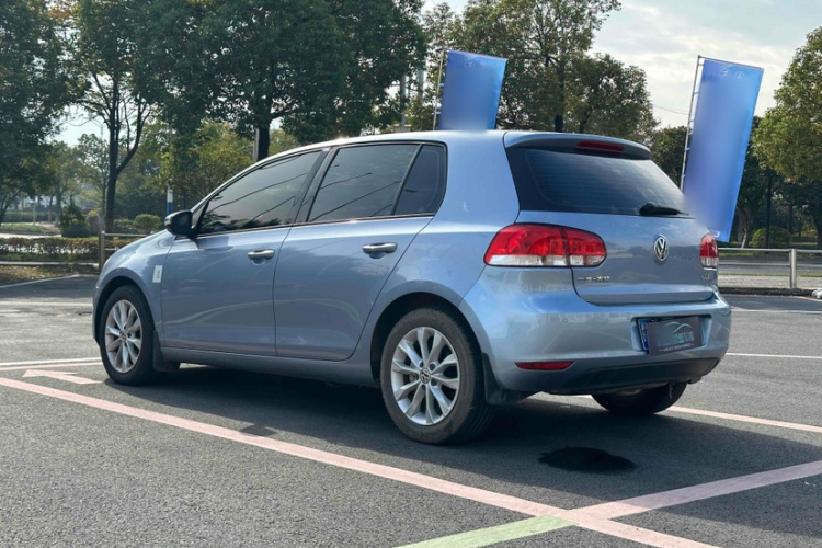 大众 高尔夫 2011款 1.6 自动舒适型车身外观6002