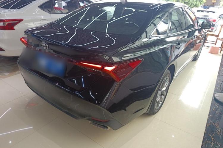 丰田 亚洲龙 2019款 2.0L 进取版 国VI车身外观6005