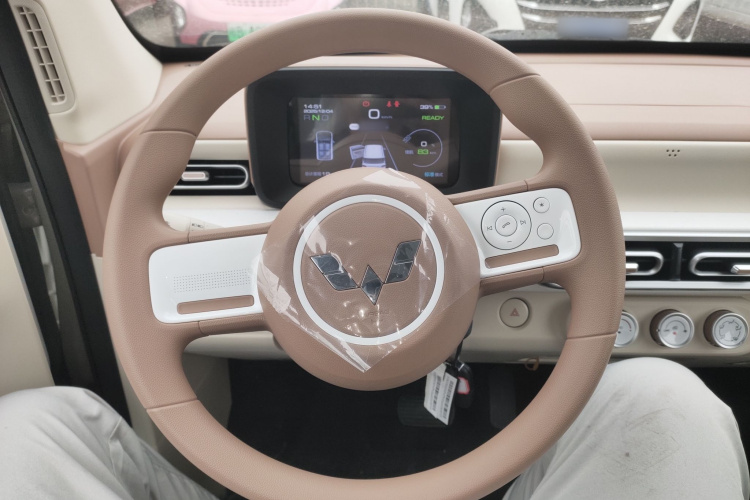 五菱汽车 宏光MINIEV 2024款 第三代 215km 青春版中控内饰13