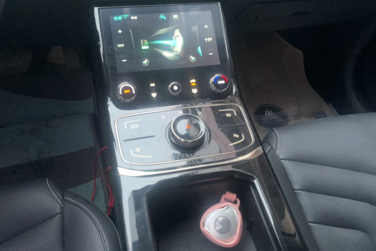 哪吒汽车 哪吒U 2021款 Pro 500 环球版局部细节18