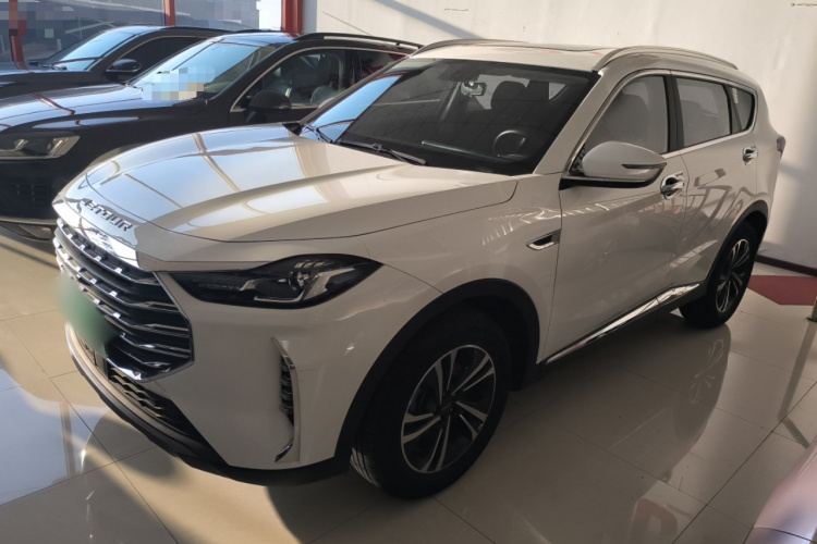 捷途X70 PLUS 2021款 1.5T 手动林 5座车身外观4