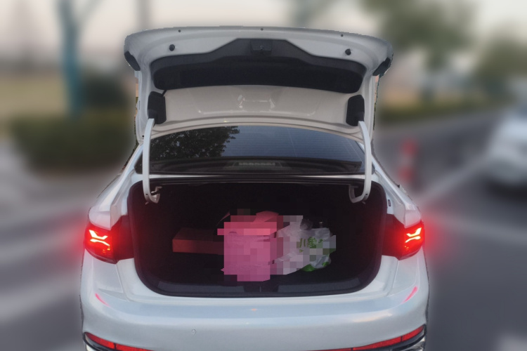 大众 速腾 2023款 300TSI DSG超越版中控内饰23