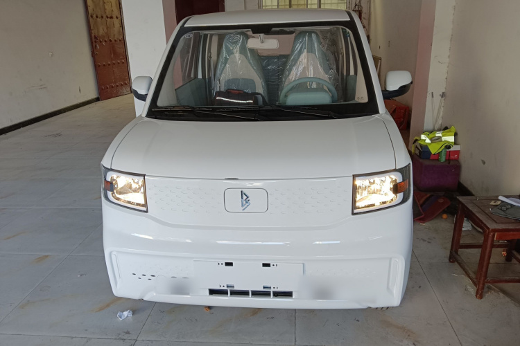 凌宝汽车 凌宝uni 2025款 微甜版 11.52kWh车身外观2