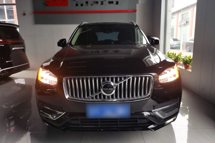 沃尔沃XC90 2020款 改款 T6 智逸豪华版 7座车身外观2