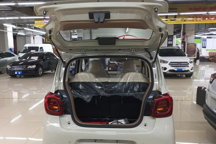 五菱汽车 宏光MINIEV 2025款 四门版 进阶款机舱底盘23