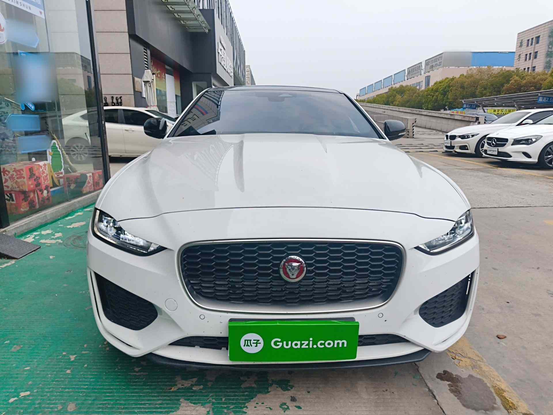 捷豹XEL 2024款 2.0T 250PS R-DYNAMIC S进取运动版(1)
