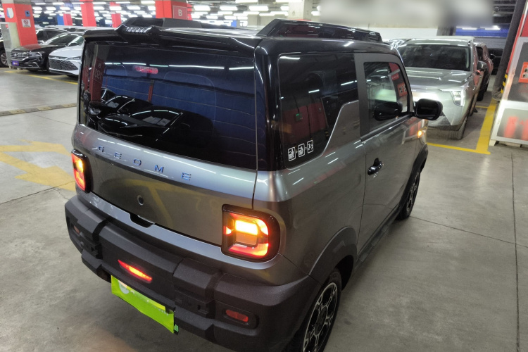 吉利银河 2025款 210km 熊猫骑士车身外观6005