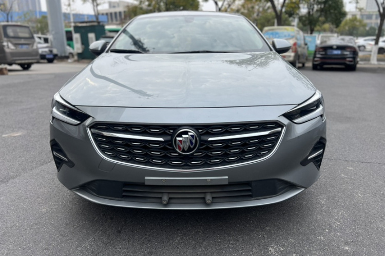 别克 君威 2023款 652T 智享型车身外观6004