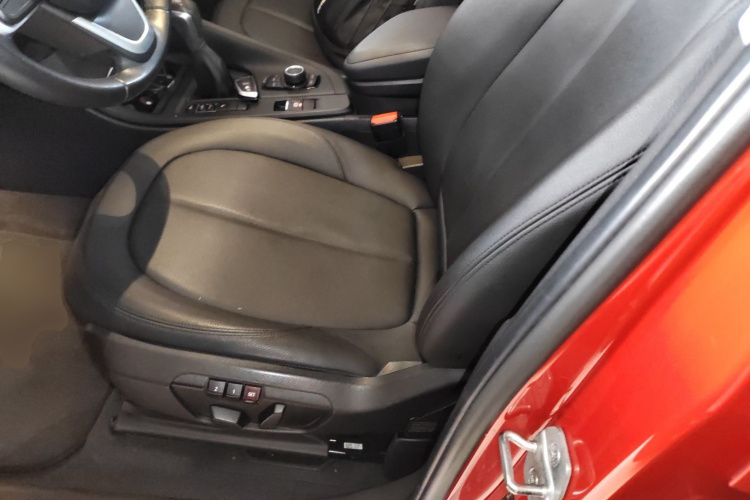 宝马X1 2016款 sDrive18Li 尊享型局部细节19