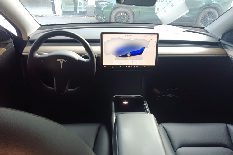 特斯拉 Model Y 2022款 改款 后轮驱动版中控内饰7002