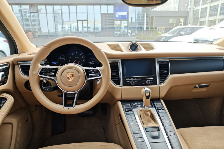 保时捷 2014款 Macan 2.0T局部细节9009