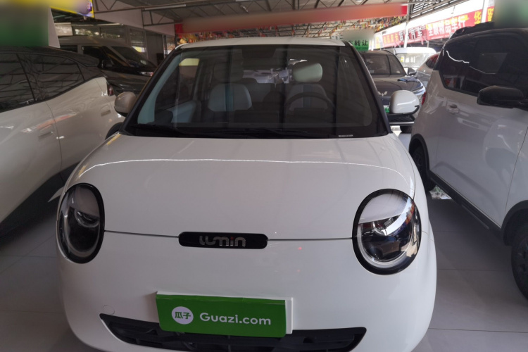 长安启源 长安Lumin 2022款 210km 香甜款车身外观2