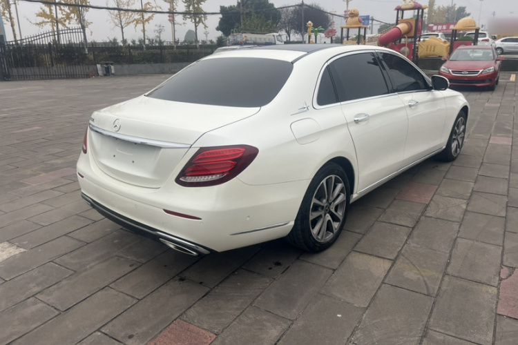 奔驰E级 2019款 E 300 L 时尚型车身外观6008
