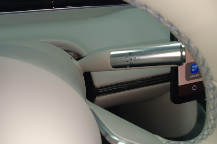 鸿蒙智行 智界S7 2024款 Max 后驱长航智驾版局部细节18