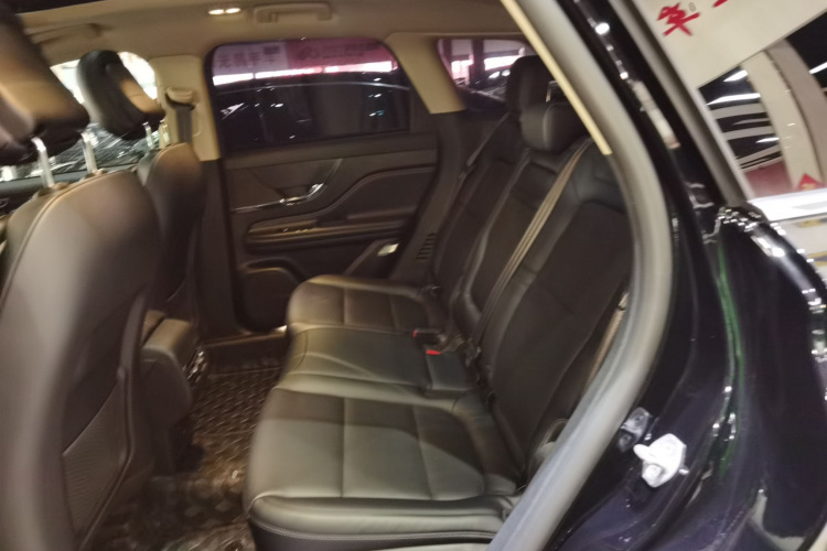 林肯 冒险家 2023款 2.0T 两驱尊享版中控内饰21