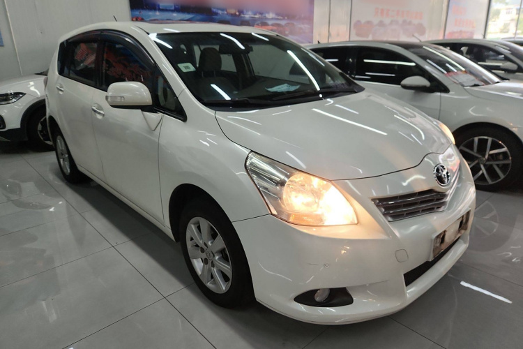 丰田 逸致 2014款 星耀 180G CVT舒适版车身外观6002