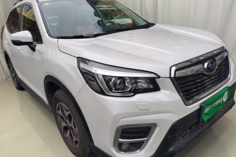 斯巴鲁 森林人 2021款 2.0i 豪华版车身外观3