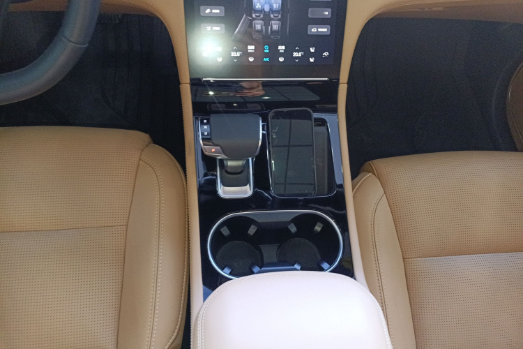 理想汽车 理想ONE 2021款 增程6座版局部细节18