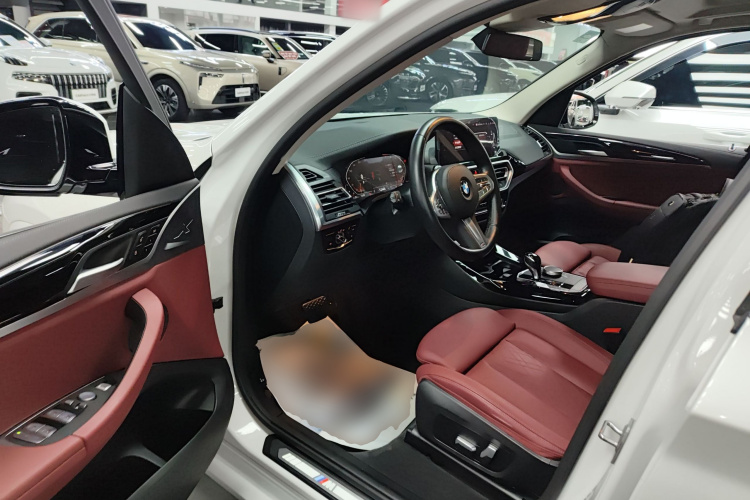 宝马X3 2022款 改款 xDrive25i M运动套装中控内饰7003