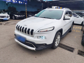 Jeep 自由光 2016款 2.4L 领先版