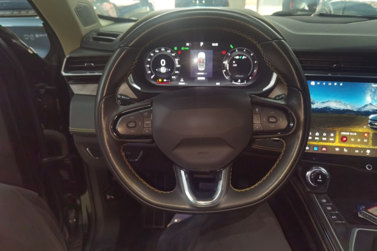 领克01 2023款 2.0TD 两驱型Pro中控内饰13