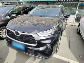 丰田 汉兰达 2022款 380T 四驱豪华版 7座