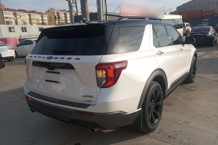 福特 探险者 2020款 EcoBoost 285 四驱运动版ST-LINE 6座车身外观7