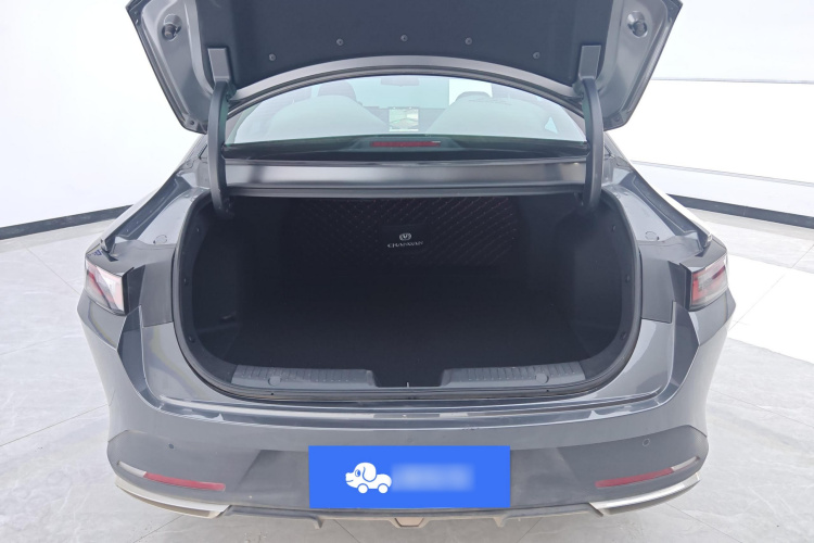 长安 逸动 2024款 1.5T GDI自动 旗舰型机舱底盘23