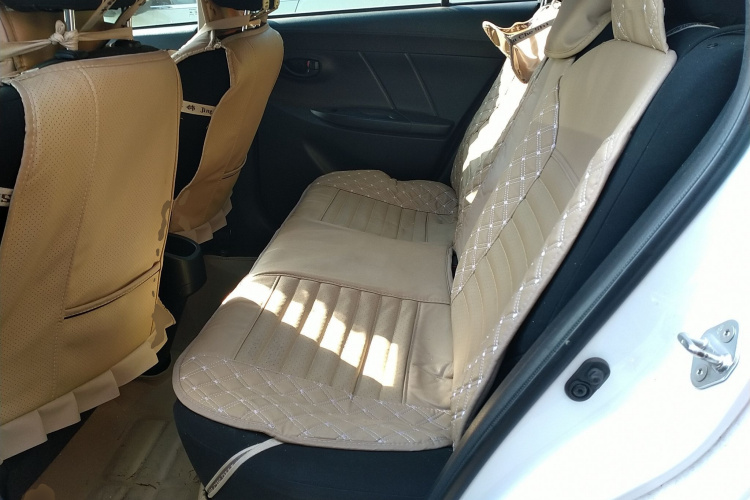 丰田 YARiS L 致炫 2016款 改款 1.5E CVT魅动版中控内饰21