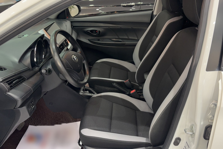 丰田 YARiS L 致炫 2021款 致炫X 1.5L CVT领先版局部细节19