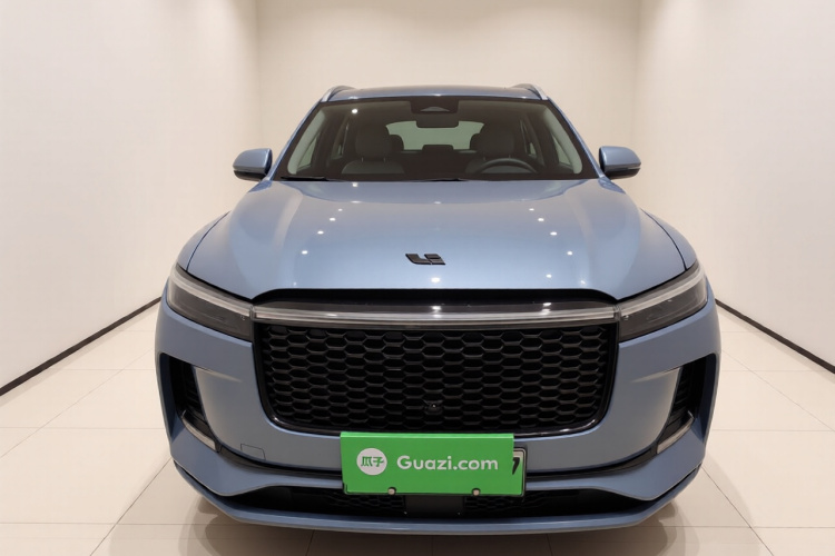 理想汽车 理想ONE 2021款 增程6座版车身外观2