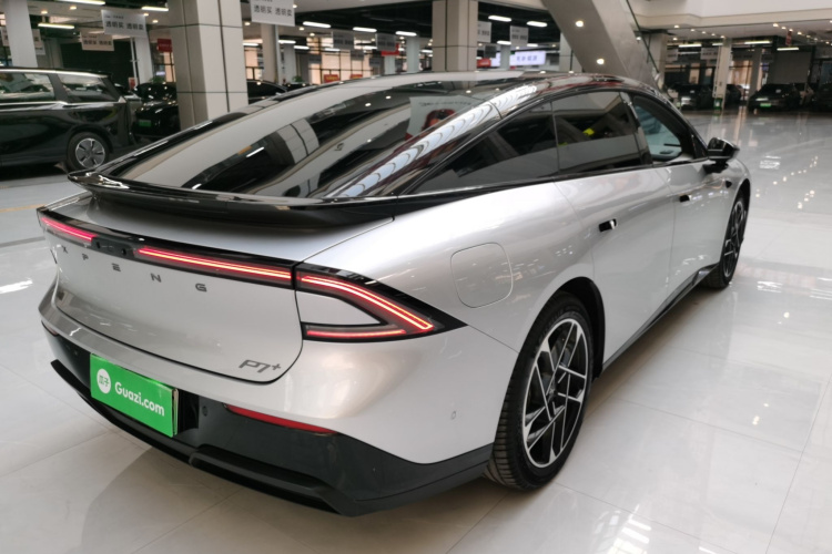 小鹏P7+ 2024款 超长续航 Max车身外观7