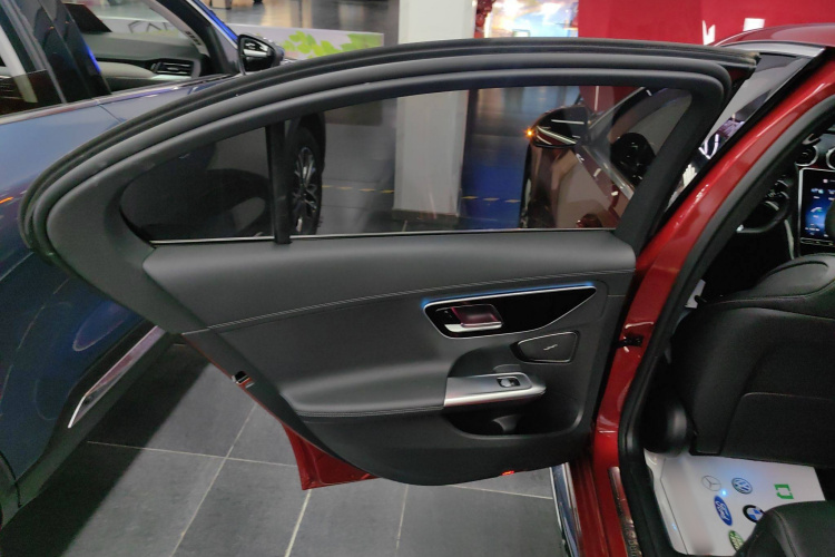 奔驰C级 2022款 C 200 L 运动版中控内饰7008