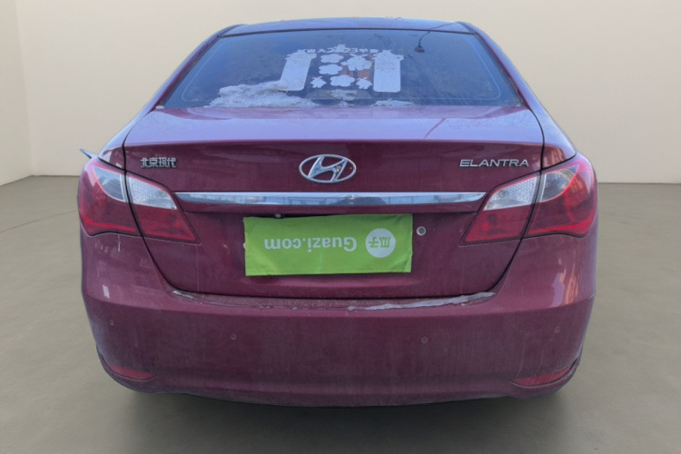 现代 悦动 2011款 1.6L 自动豪华型车身外观6