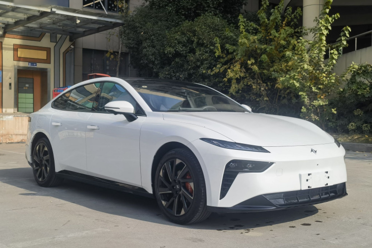 东风奕派 eπ007 2024款 200Pro增程版车身外观6002