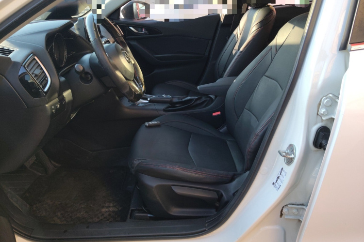 马自达3 昂克赛拉 2016款 三厢 1.5L 自动舒适型中控内饰19