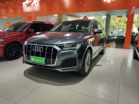 奥迪Q7 2021款 45 TFSI quattro S line运动型