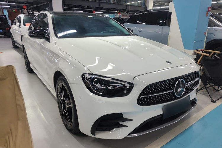 奔驰E级(进口) 2023款 E 260 时尚型运动版车身外观3