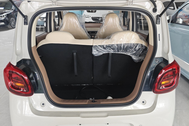 五菱汽车 宏光MINIEV 2025款 四门版 进阶款机舱底盘23