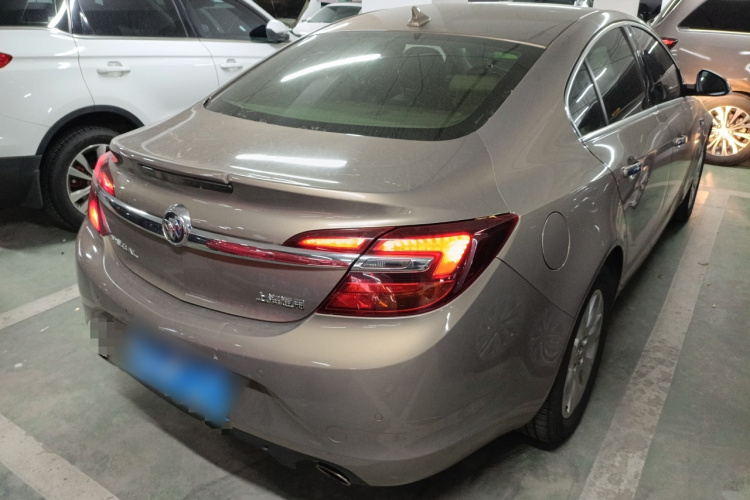 别克 君威 2014款 2.0L 精英时尚型车身外观7