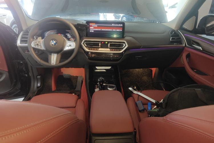 宝马X3 2023款 改款 xDrive30i 领先型 M曜夜套装中控内饰12