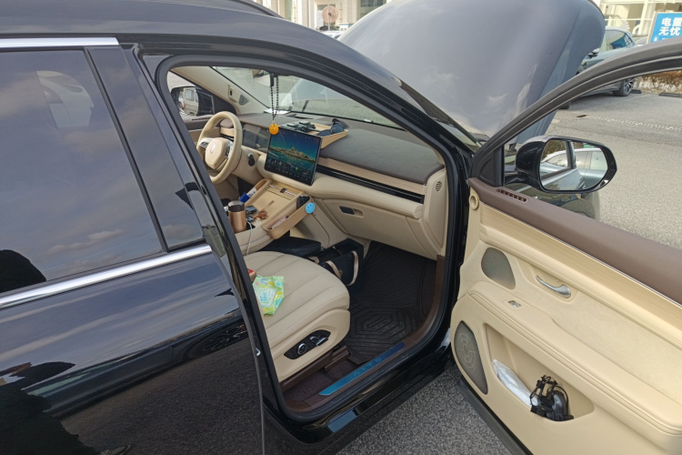 鸿蒙智行 问界M7 2024款 1.5T 智驾后驱Pro版 6座局部细节9005