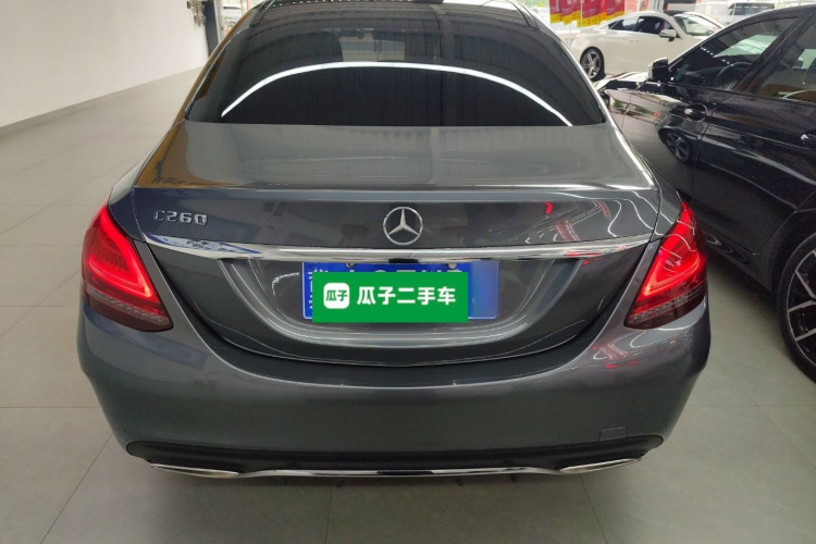 奔驰C级 2019款 C 260 L 运动版车身外观6004