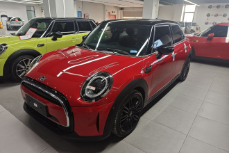 MINI 2022款 改款 1.5T COOPER 艺术家 五门版