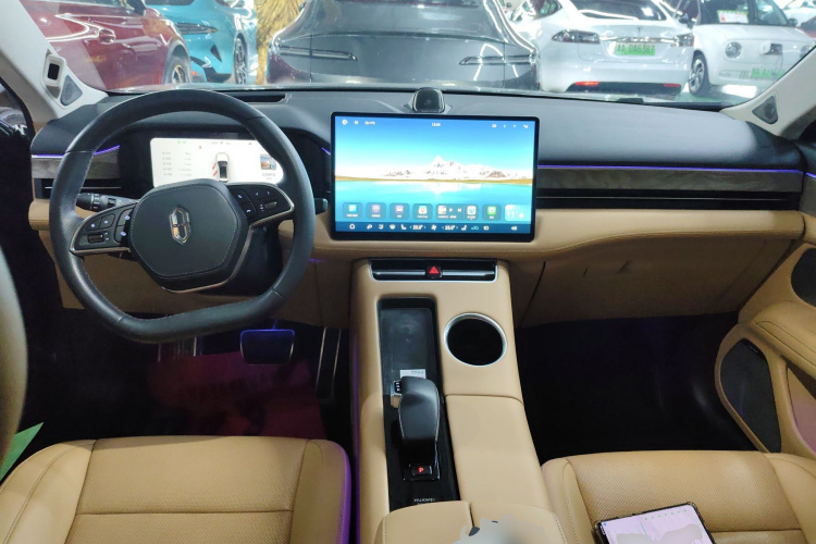 鸿蒙智行 问界M5 2022款 增程四驱性能版中控内饰7002