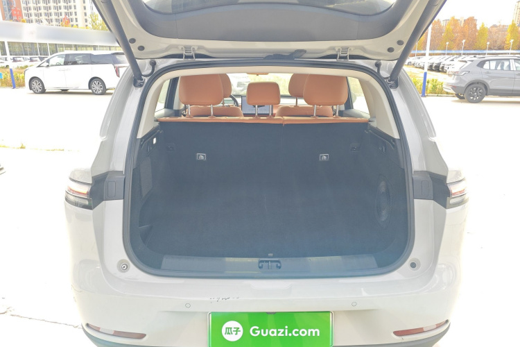 零跑汽车 零跑C10 2024款 210激光雷达版机舱底盘23