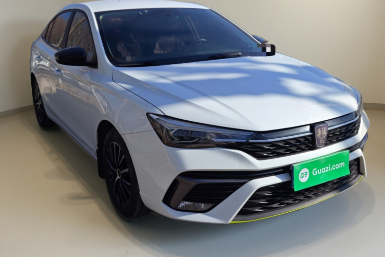 荣威i5 2021款 1.5L 手动铂金版车身外观3