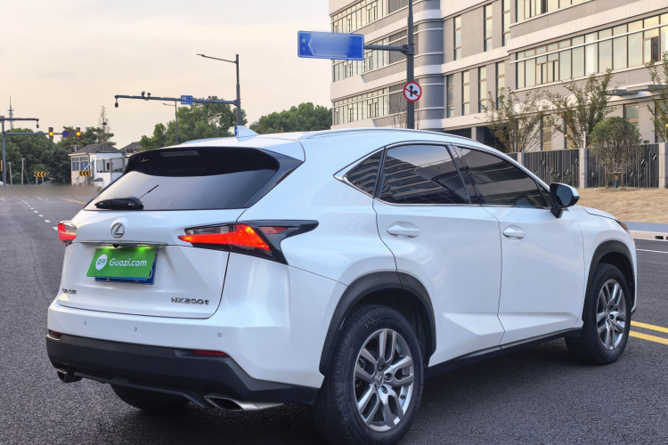 雷克萨斯NX 2015款 200t 全驱 锋尚版车身外观6003